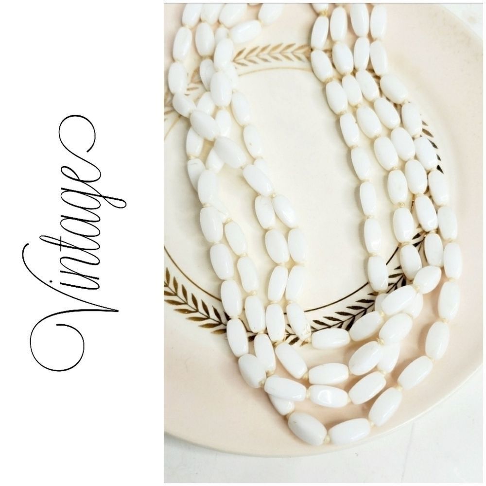 Vintage 1920s long milk glass beaded necklace